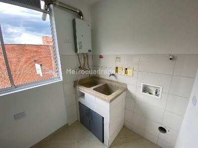 Apartamento de 3 alcobas en arriendo en Laureles, Medellín, 125 m² · foto 20 de 20