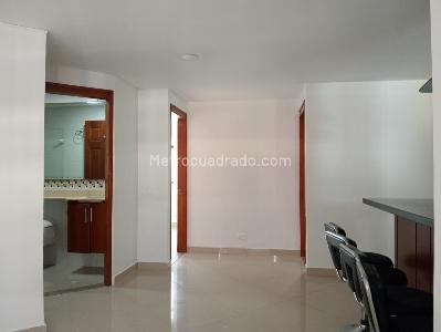 Apartamento en venta en Laureles, Medellín · foto 2 de 15