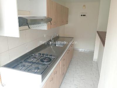 Apartamento de 3 alcobas en arriendo en La America, Medellín, 75 m² · foto 3 de 15