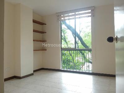 Apartamento de 3 alcobas en arriendo en La America, Medellín, 75 m² · foto 8 de 15