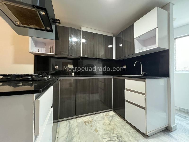 Apartamento Amoblado de 3 Alcobas en Laureles - 5