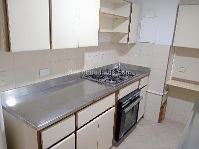Apartamento en venta en Laureles, Medellín · foto 5 de 18