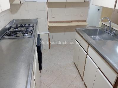 Apartamento en venta en Laureles, Medellín · foto 6 de 18