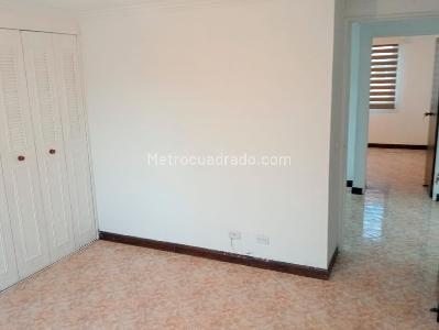 Apartamento en venta en Laureles, Medellín · foto 9 de 18