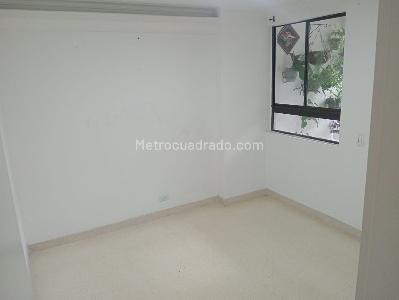 Apartamento de 2 alcobas en arriendo en Laureles, Medellín, 98 m² · foto 12 de 20