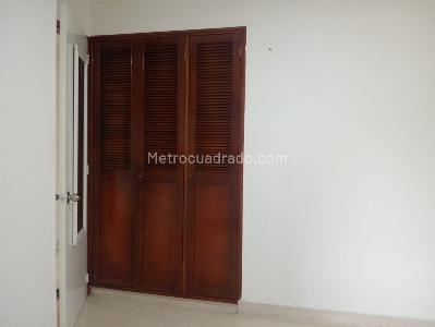 Apartamento de 2 alcobas en arriendo en Laureles, Medellín, 98 m² · foto 13 de 20