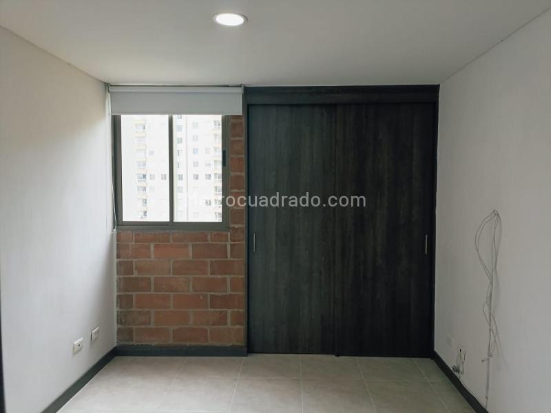 Charming 2BR Apartment with Gym in Belen - 8