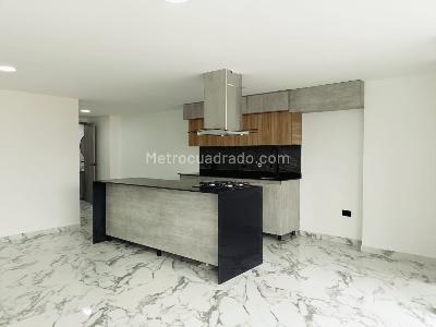 Apartamento de 3 alcobas en venta en Belen, Medellín, 104 m² · foto 3 de 20