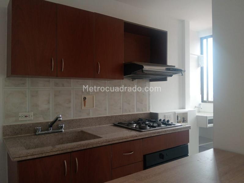 Estudio Exterior Amoblado de 1 Alcoba en Laureles - 5