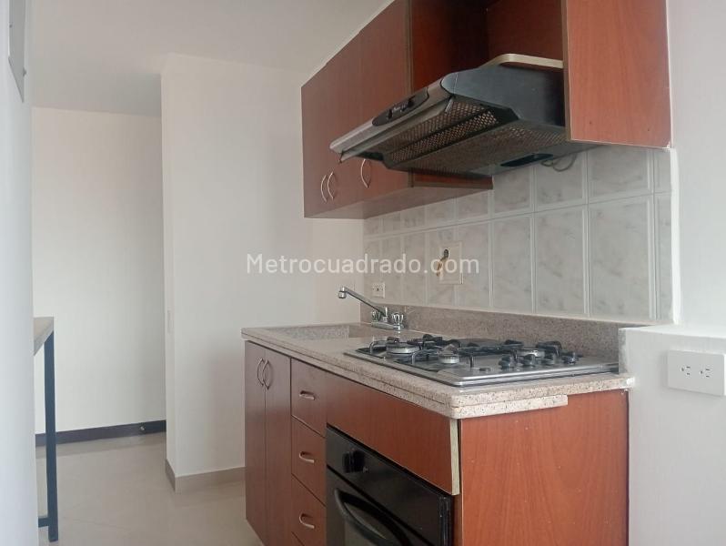 Estudio Exterior Amoblado de 1 Alcoba en Laureles - 7