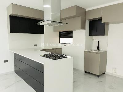 Apartamento de 3 alcobas en venta en Belen Alameda, Medellín, 124 m² · foto 7 de 19
