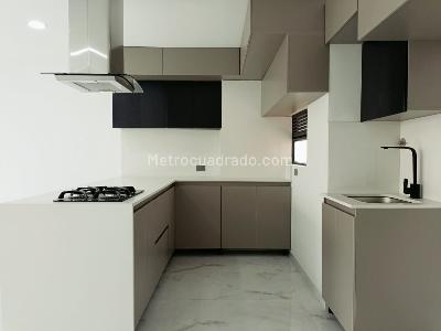 Apartamento de 3 alcobas en venta en Belen Alameda, Medellín, 124 m² · foto 9 de 19