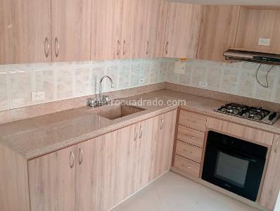 Apartamento en venta en Laureles, Medellín · foto 6 de 20