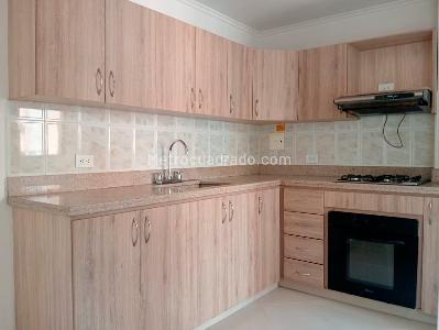 Apartamento en venta en Laureles, Medellín · foto 8 de 20