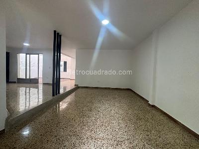 Casa de 4 alcobas en venta en Belen, Medellín, 220 m² · foto 3 de 14
