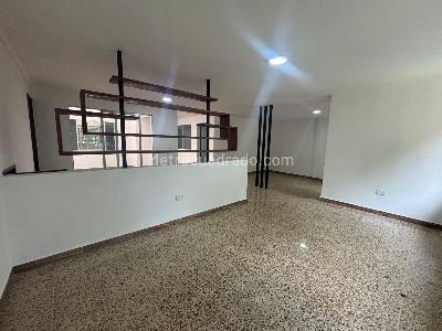 Casa de 4 alcobas en venta en Belen, Medellín, 220 m² · foto 4 de 14