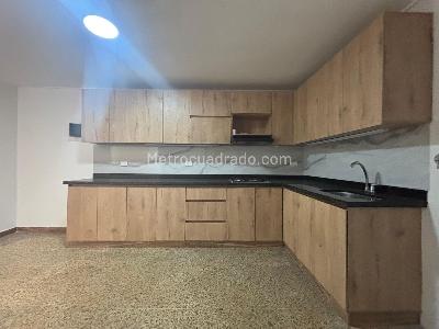 Casa de 4 alcobas en venta en Belen, Medellín, 220 m² · foto 8 de 14