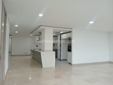 Apartamento de 3 alcobas en venta en Laureles, Medellín, 110 m² · foto 4 de 18