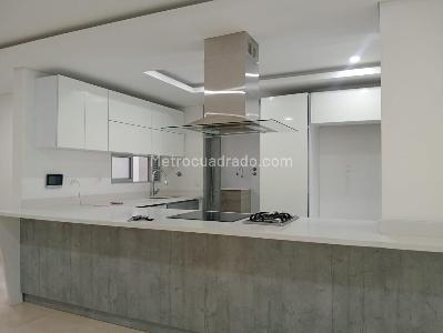 Apartamento de 3 alcobas en venta en Laureles, Medellín, 110 m² · foto 5 de 18