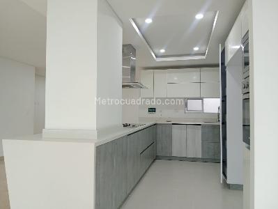 Apartamento de 3 alcobas en venta en Laureles, Medellín, 110 m² · foto 7 de 18