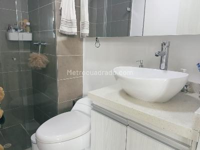 Apartamento en venta en Itagui, Itagüí · foto 18 de 19