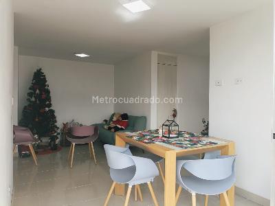 Apartamento en venta en Itagui, Itagüí · foto 3 de 19