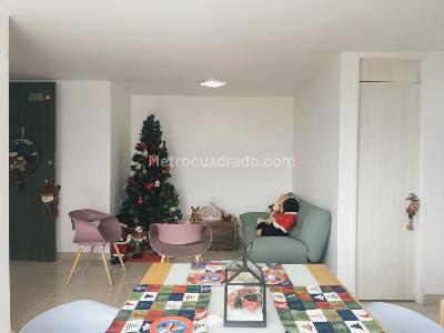 Apartamento en venta en Itagui, Itagüí · foto 4 de 19