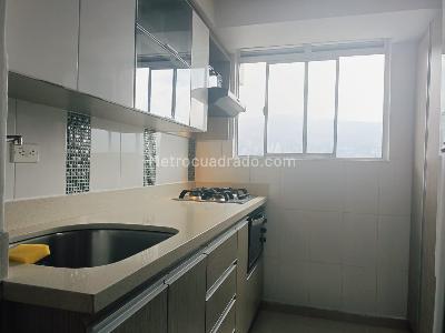 Apartamento en venta en Itagui, Itagüí · foto 8 de 19