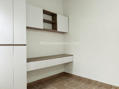 Casa de 3 alcobas en venta en Itagui, Itagüí, 70 m² · foto 14 de 17