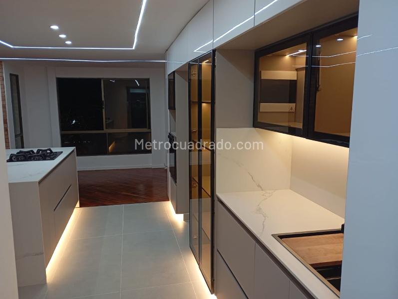 Apartamento Moderno de 3 Alcobas Cerca a Servicios en Laureles - 8