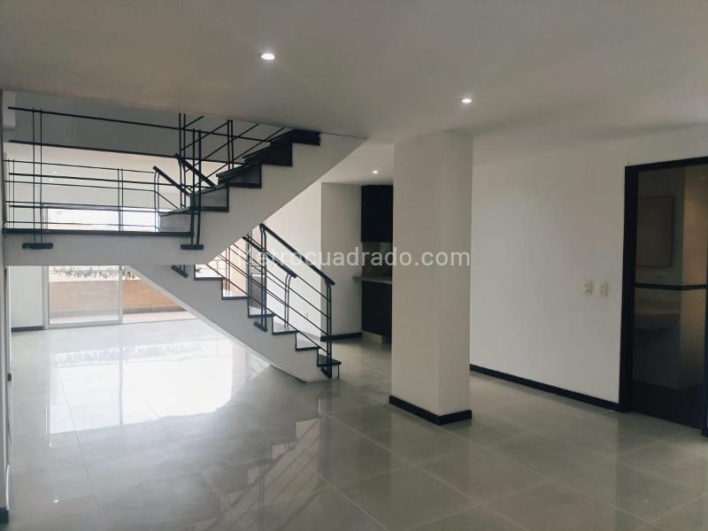 Duplex moderno de 3 alcobas en Belén - 4