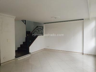 Casa de 4 alcobas en venta en Belen, Medellín, 140 m² · foto 3 de 17