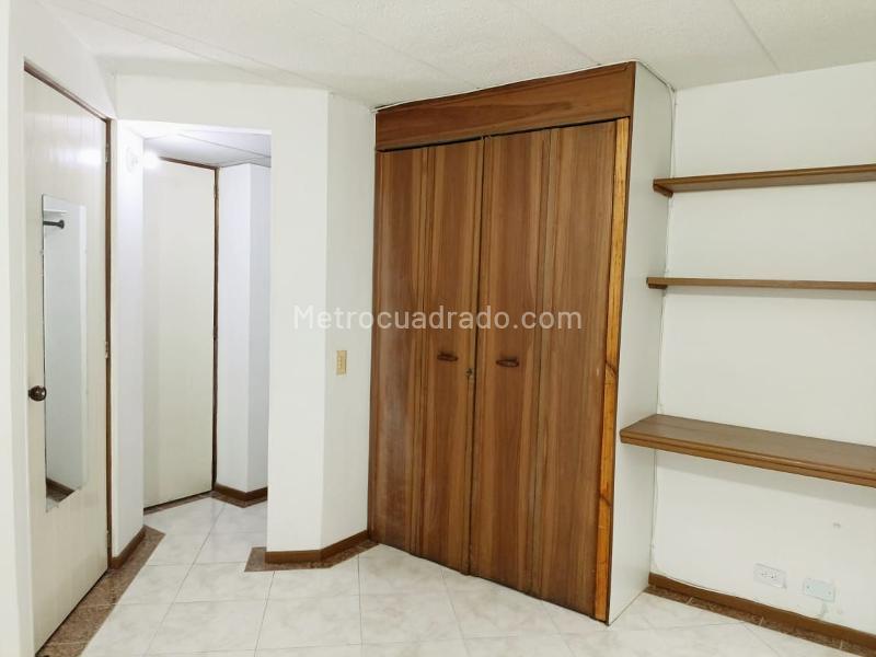 Spacious 3BR House with Amenities in Belen - 6