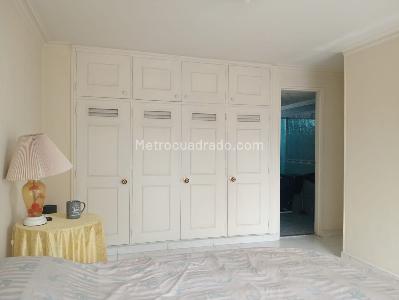 Apartamento en venta en Laureles, Medellín · foto 10 de 19