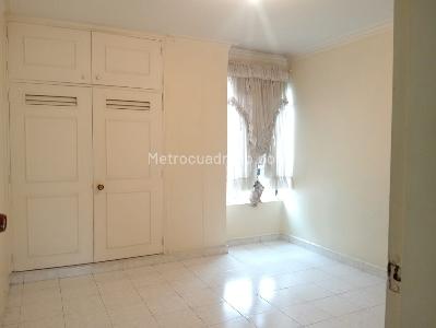 Apartamento en venta en Laureles, Medellín · foto 14 de 19