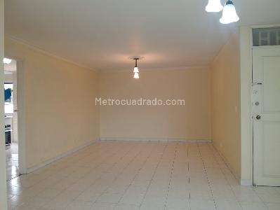Apartamento en venta en Laureles, Medellín · foto 3 de 19