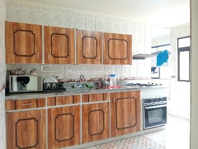 Apartamento en venta en Laureles, Medellín · foto 6 de 19