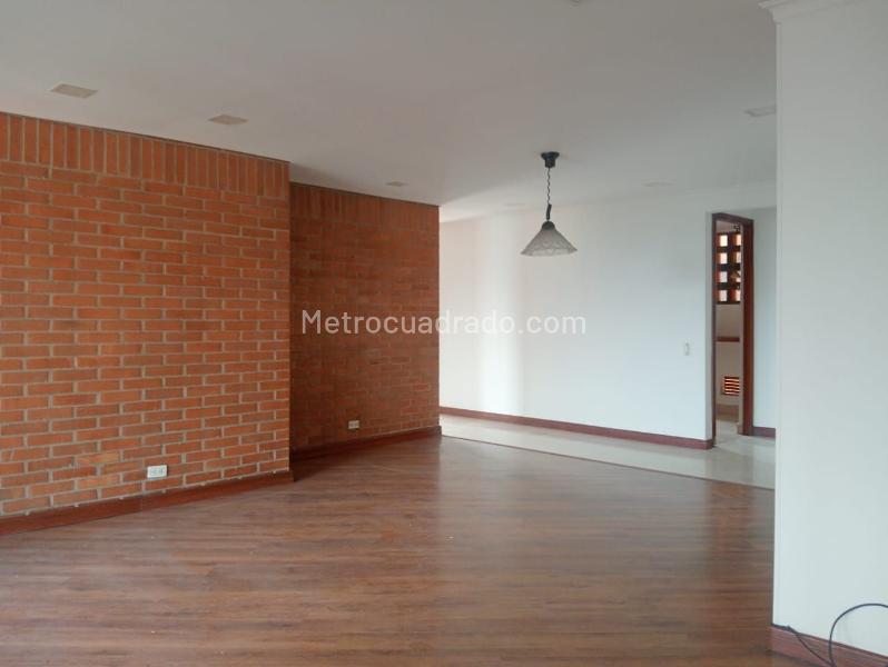 Apartamento Moderno de 3 Alcobas en Laureles - 3