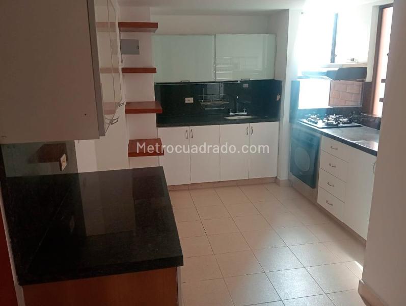 Apartamento Moderno de 3 Alcobas en Laureles - 7