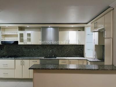 Casa de 3 alcobas en venta en Belen, Medellín, 122 m² · foto 4 de 16