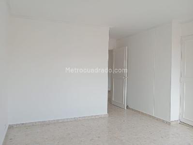 Apartamento de 3 alcobas en arriendo en Laureles, Medellín, 156 m² · foto 11 de 17