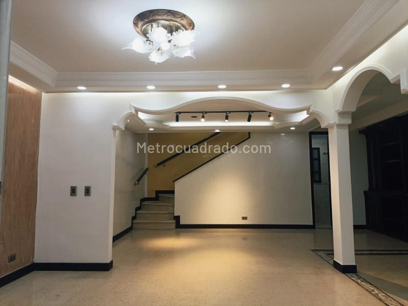 Casa de 3 alcobas con terraza en Belén, unidad cerrada - 3