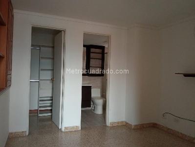 Apartamento de 3 alcobas en venta en Laureles, Medellín, 100 m² · foto 12 de 18