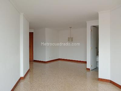 Apartamento de 3 alcobas en venta en Laureles, Medellín, 100 m² · foto 3 de 18