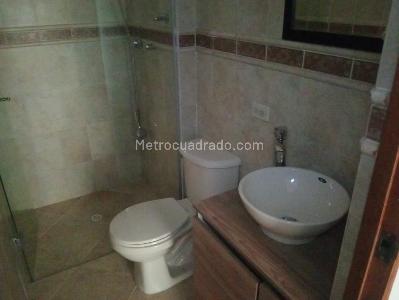 Apartamento de 2 alcobas en venta en Laureles, Medellín, 93 m² · foto 15 de 17