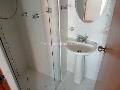 Apartamento de 2 alcobas en venta en Laureles, Medellín, 93 m² · foto 17 de 17