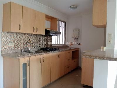 Apartamento de 2 alcobas en venta en Laureles, Medellín, 93 m² · foto 5 de 17