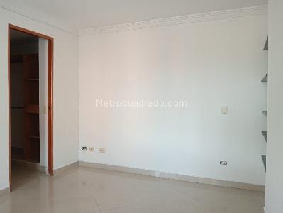 Apartamento de 2 alcobas en venta en Laureles, Medellín, 93 m² · foto 9 de 17