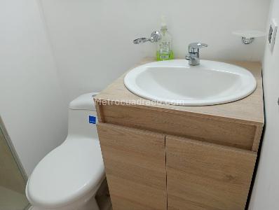 Apartamento de 1 alcoba en arriendo en Laureles, Medellín, 35 m² · foto 10 de 11