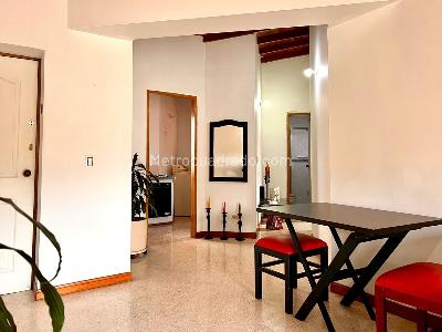 Apartamento de 2 alcobas en venta en Laureles, Medellín, 66 m² · foto 4 de 17